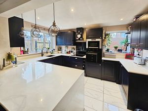 Photo 15- click for photo gallery